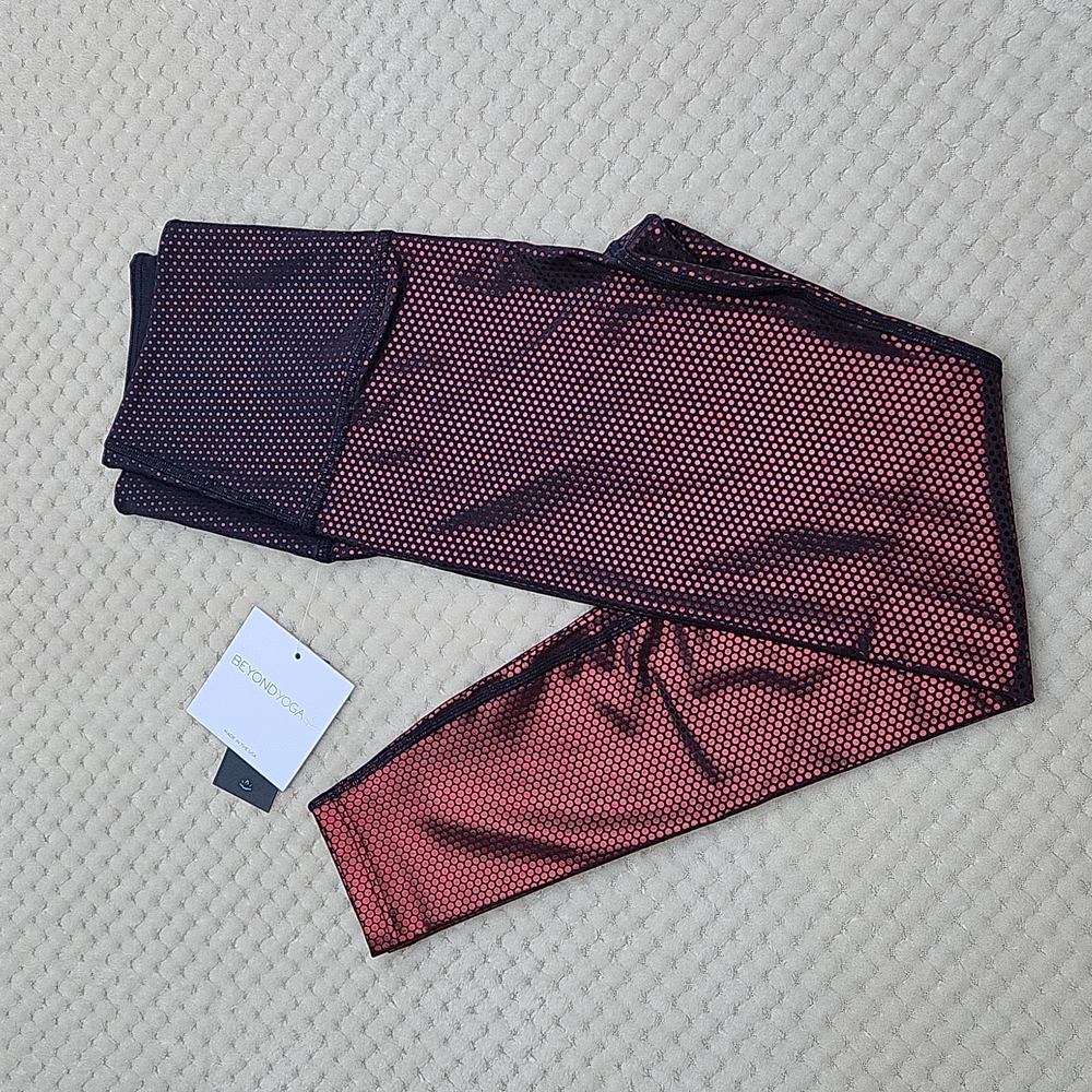 Nwt Beyond Yoga Spot On Highwaisted Leggings